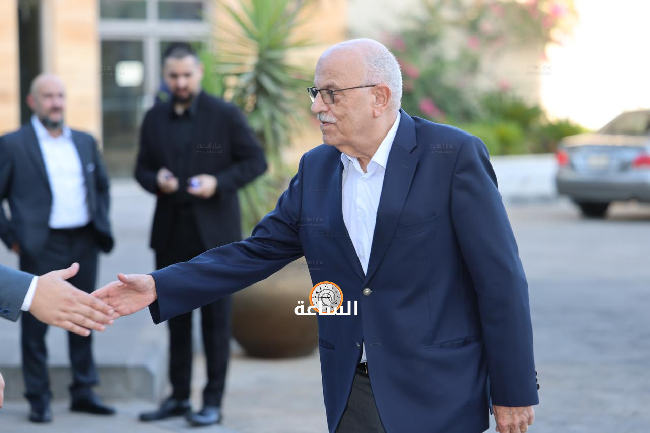 Madar Al-Saa Images 0.6928139230571695