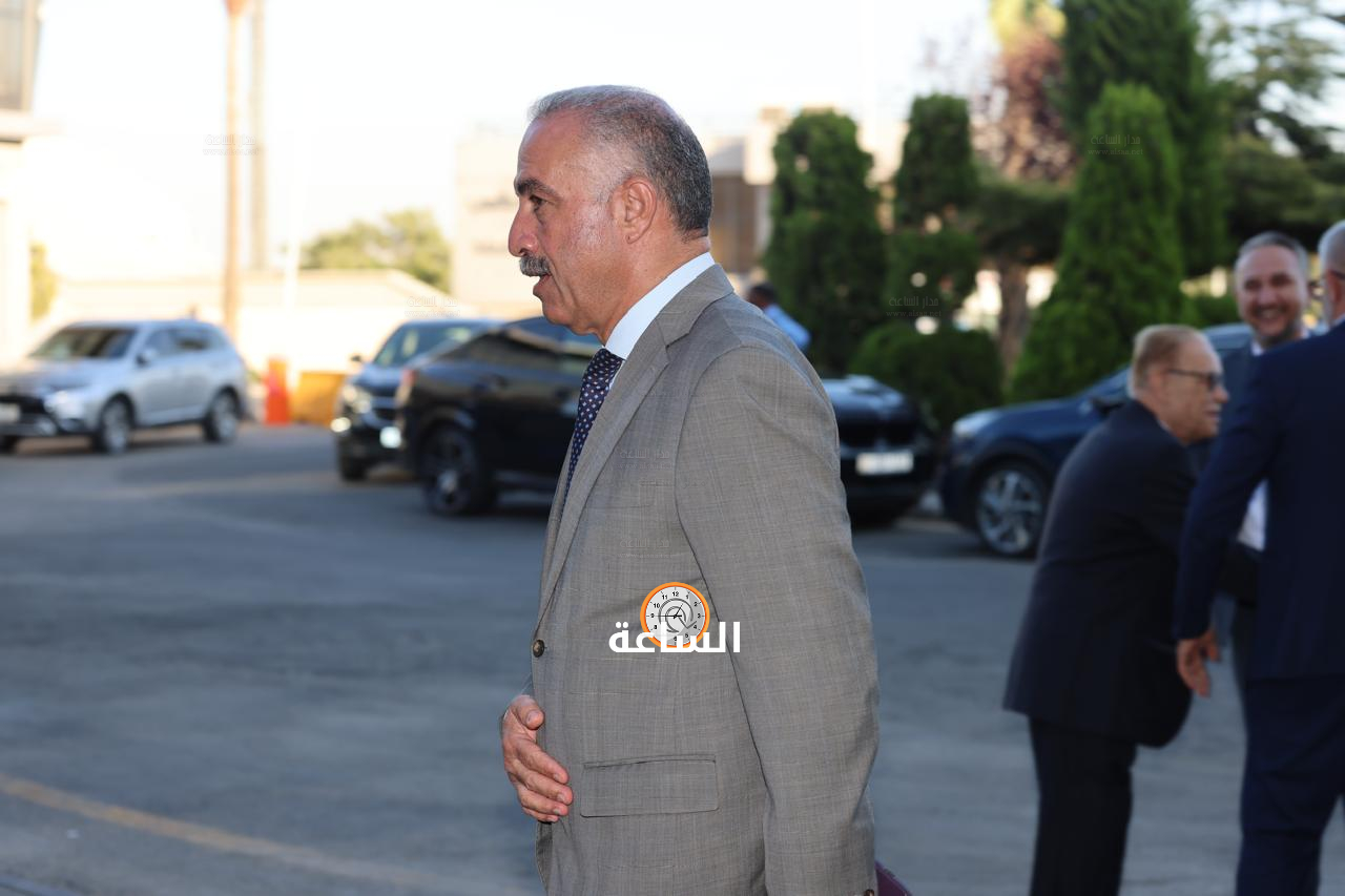 Madar Al-Saa Images 0.13409677375266638