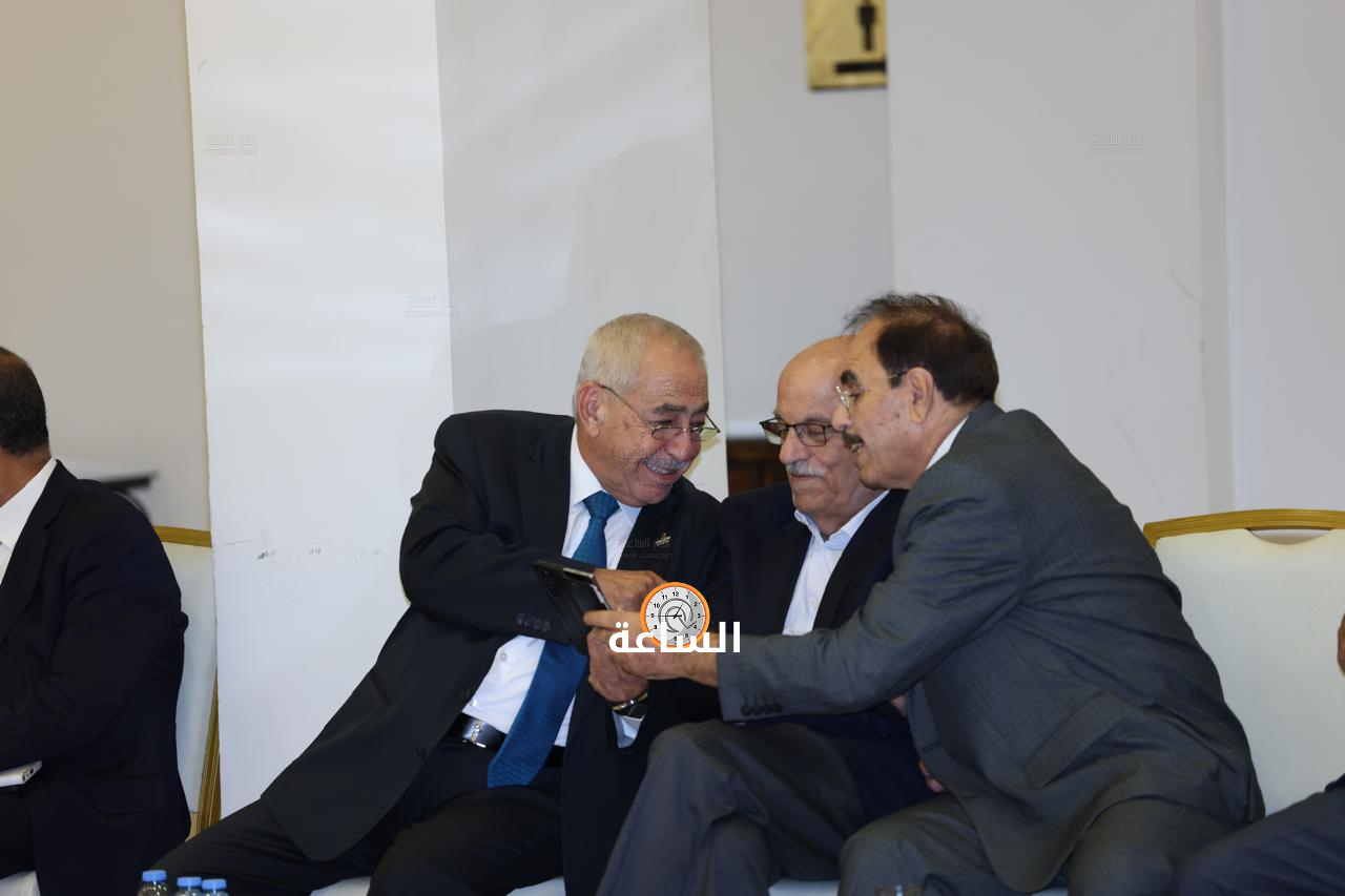 Madar Al-Saa Images 0.33075519004544573