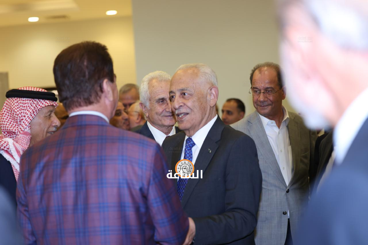 Madar Al-Saa Images 0.12949863317343757