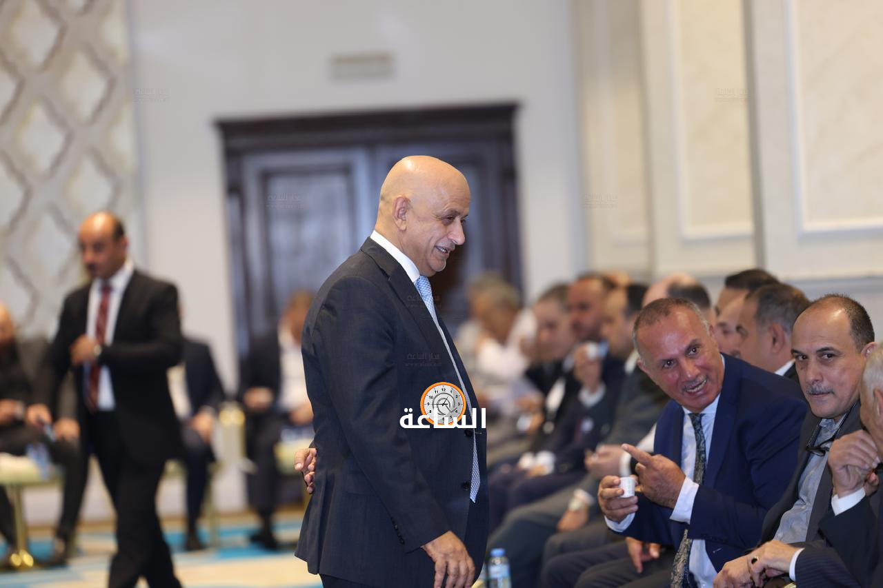 Madar Al-Saa Images 0.5364643761989425