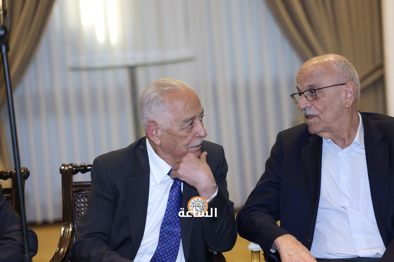Madar Al-Saa Images 0.464659316202675