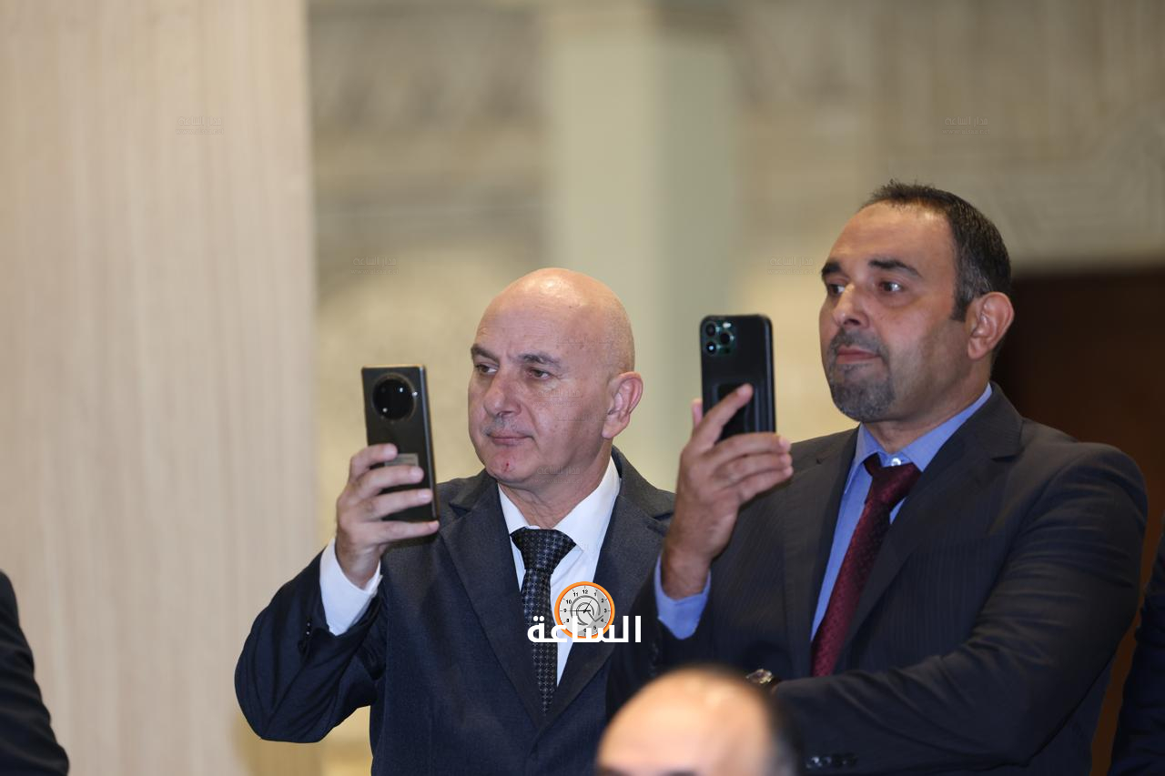 Madar Al-Saa Images 0.3108816442225111