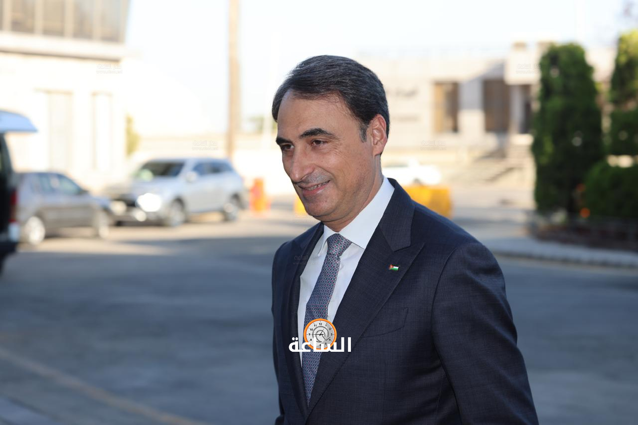 Madar Al-Saa Images 0.5251218331851212