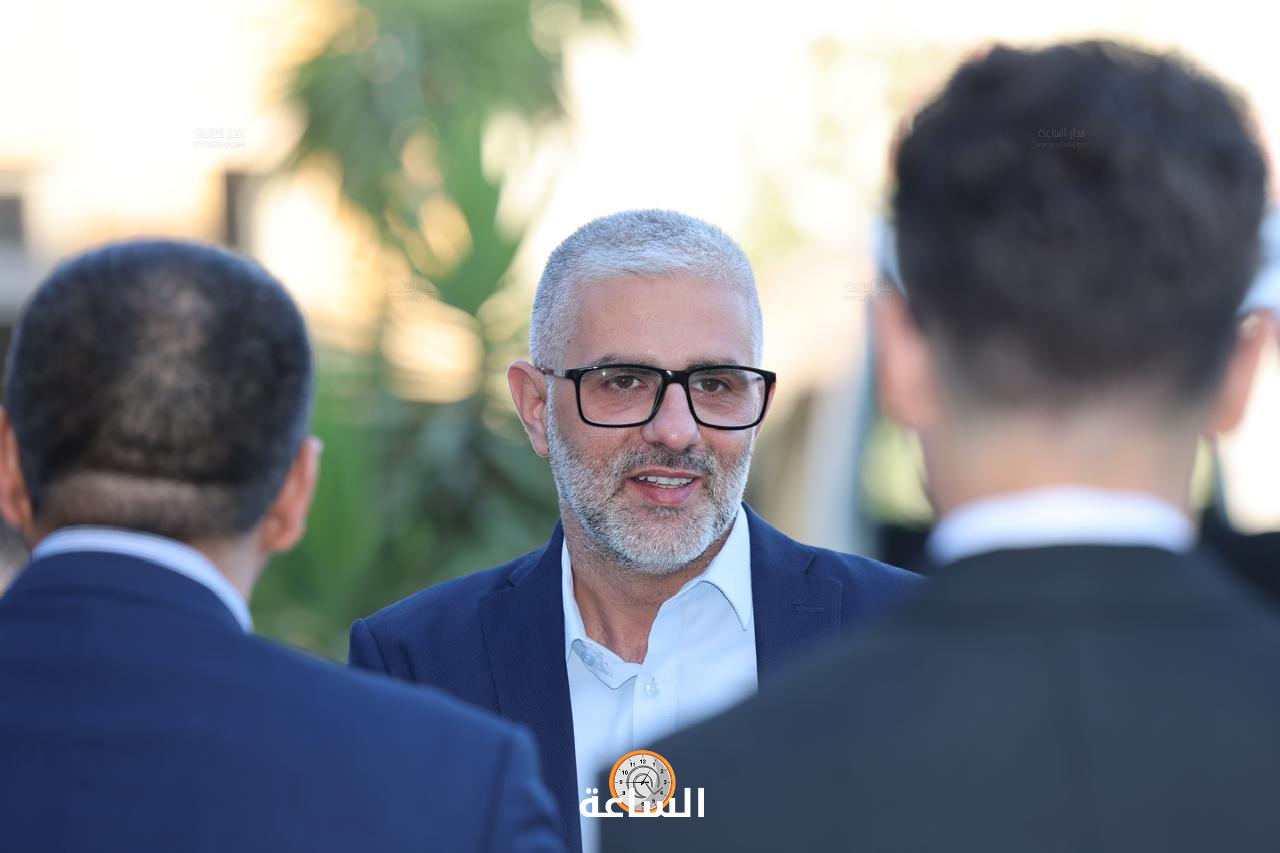 Madar Al-Saa Images 0.6156007832209138