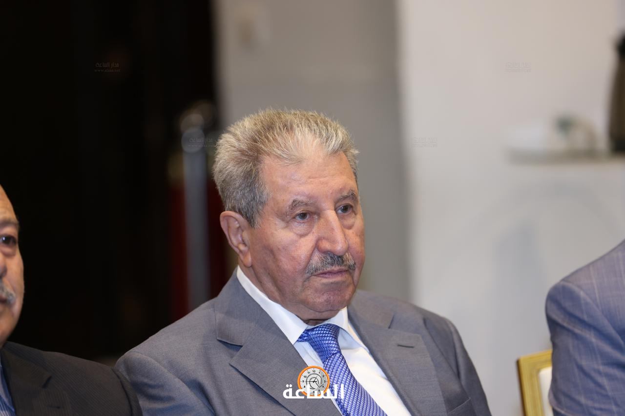 Madar Al-Saa Images 0.8240035738418403