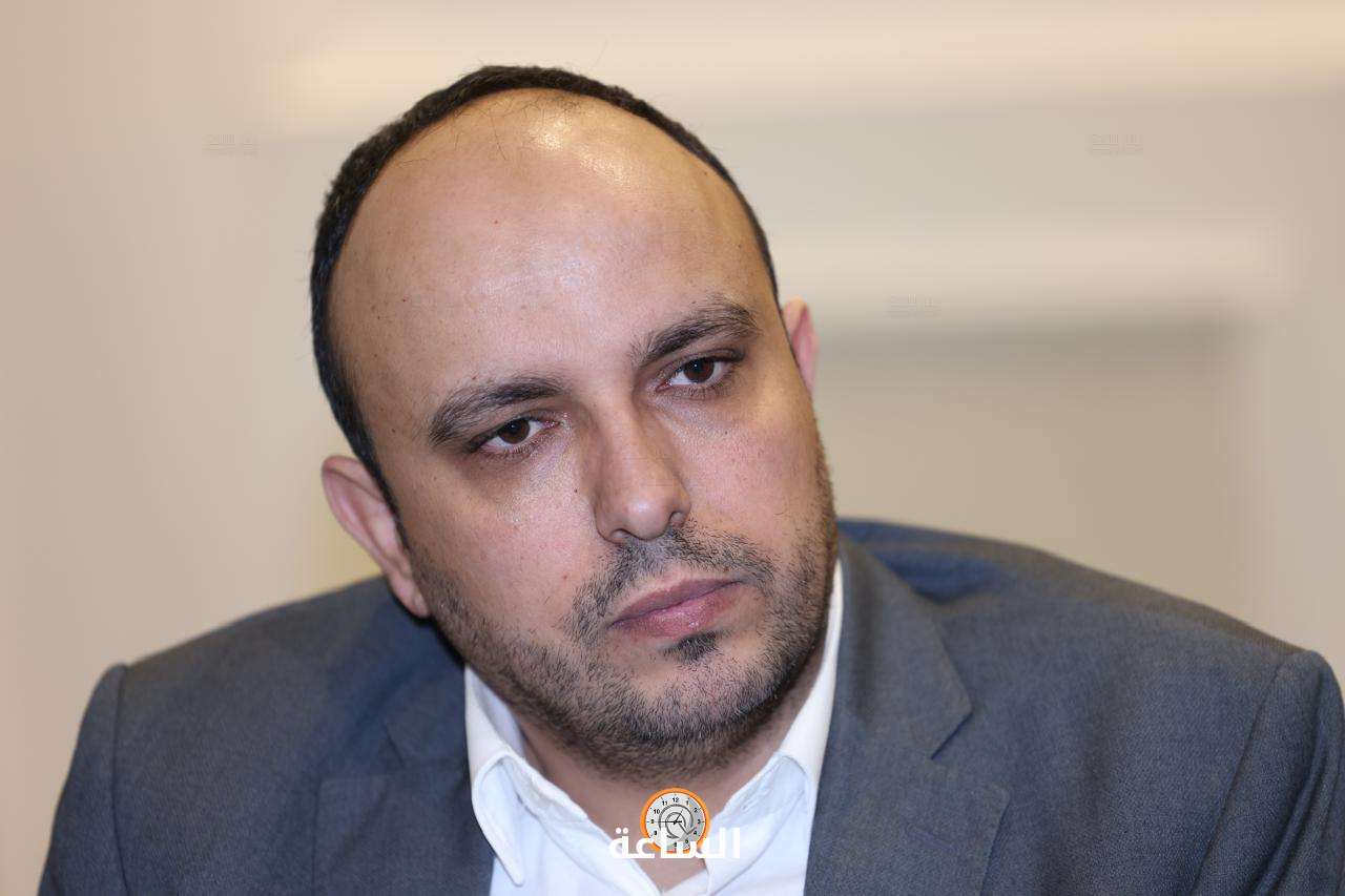 Madar Al-Saa Images 0.38987697784056785