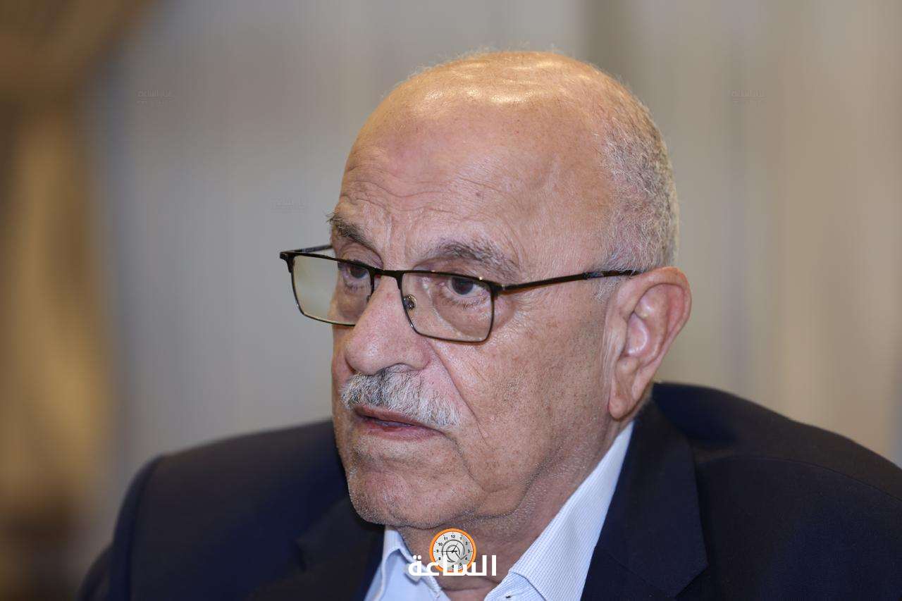 Madar Al-Saa Images 0.037701047944663224