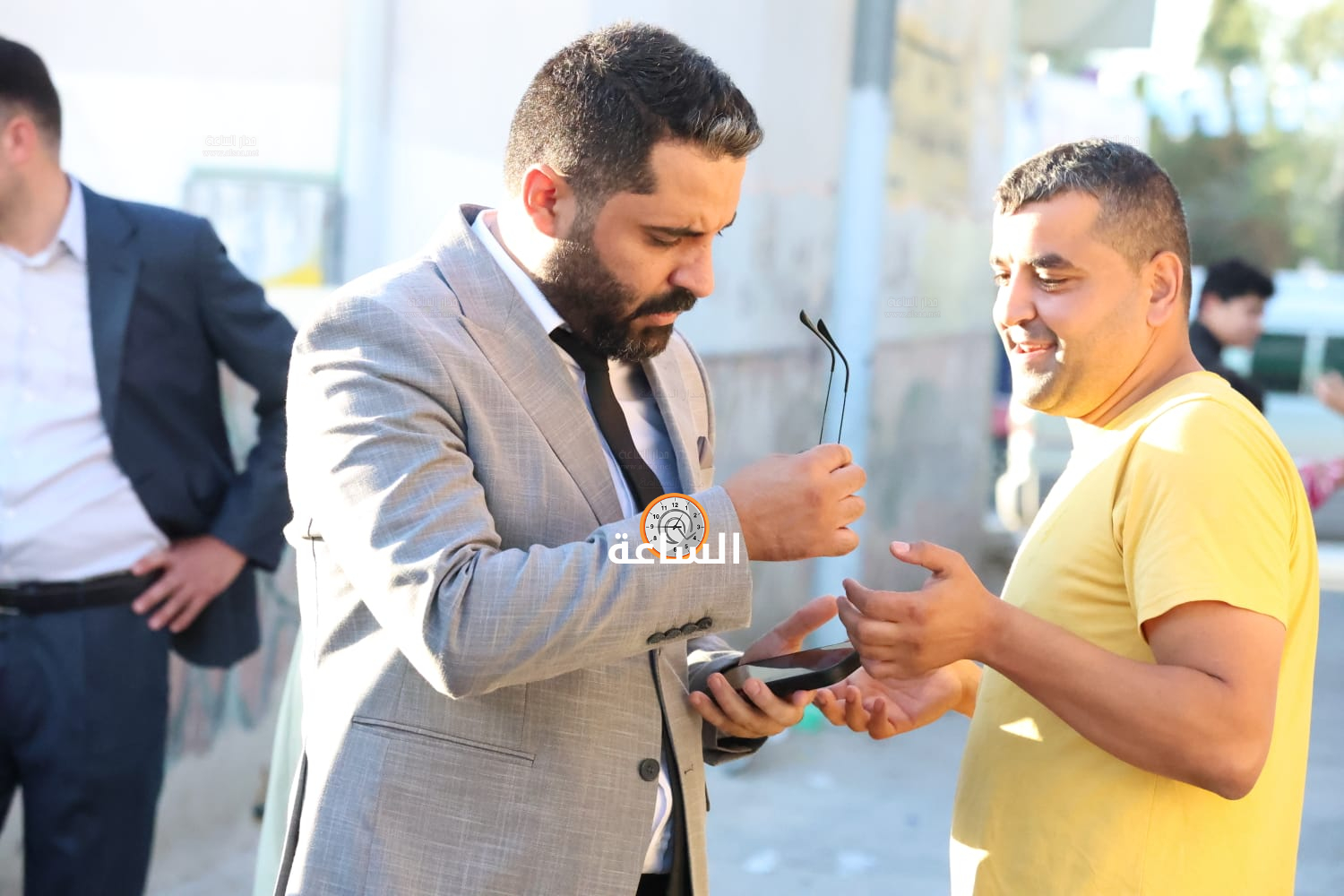 Madar Al-Saa Images 0.5119123046168844