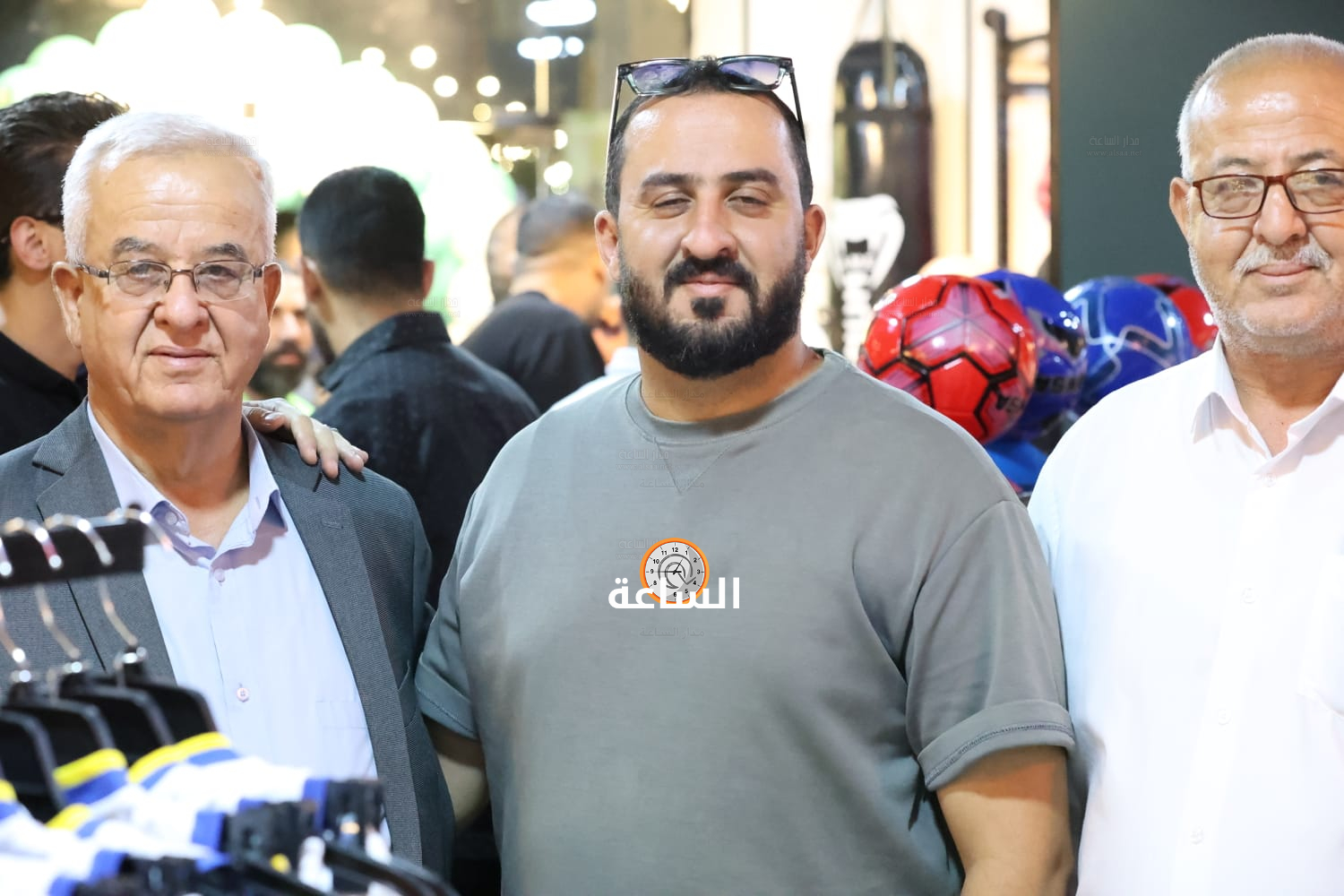 Madar Al-Saa Images 0.1569974867262549