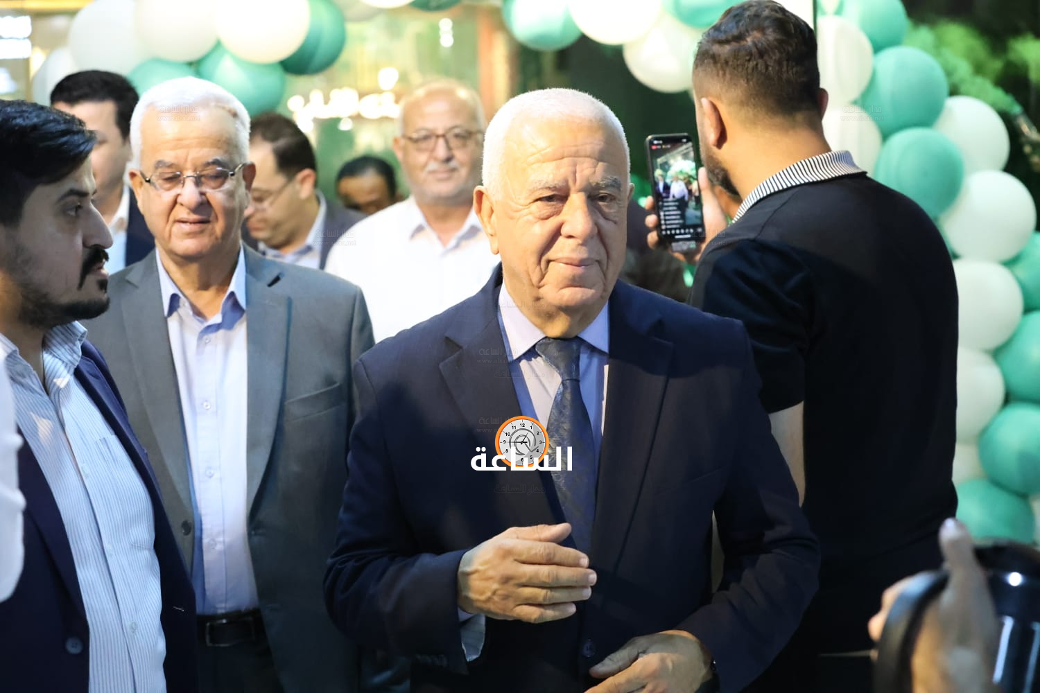 Madar Al-Saa Images 0.31767388651383055