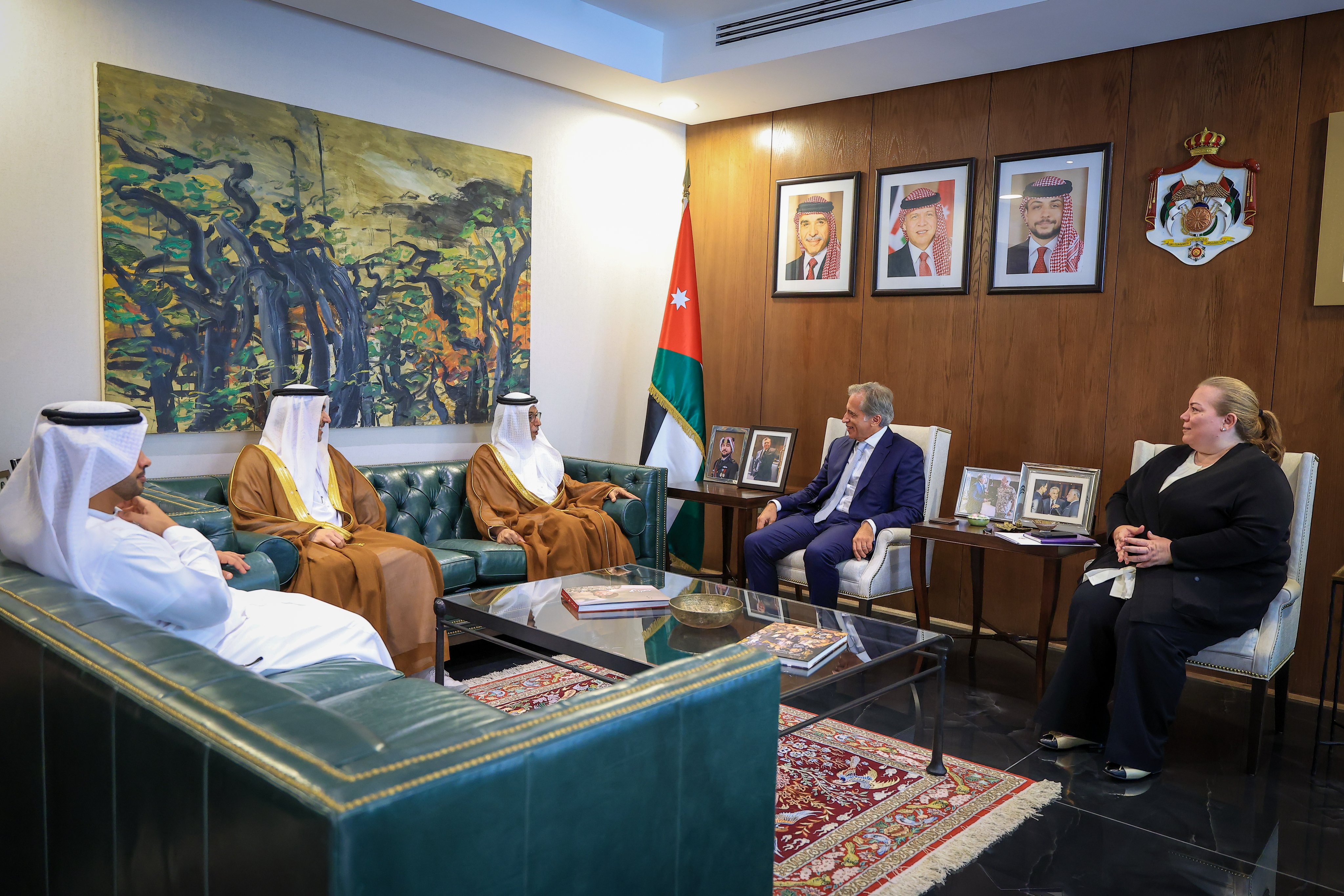 Madar Al-Saa Images 0.23598924561082146