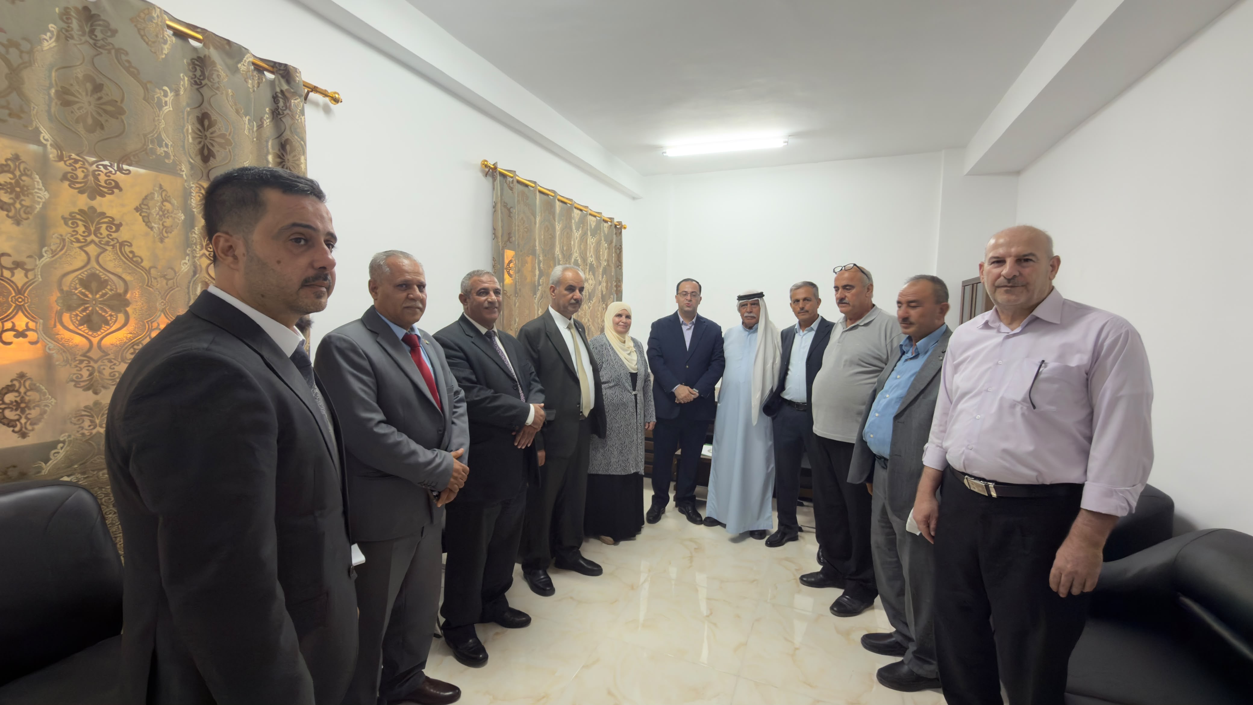 Madar Al-Saa Images 0.9795714830340547