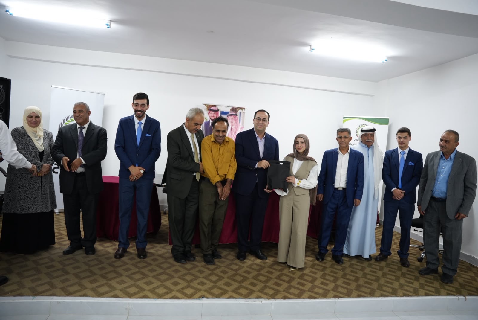Madar Al-Saa Images 0.2701114489342532