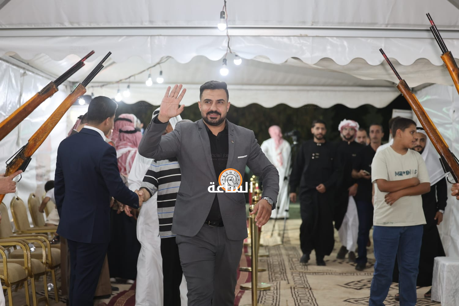 Madar Al-Saa Images 0.49086067851948