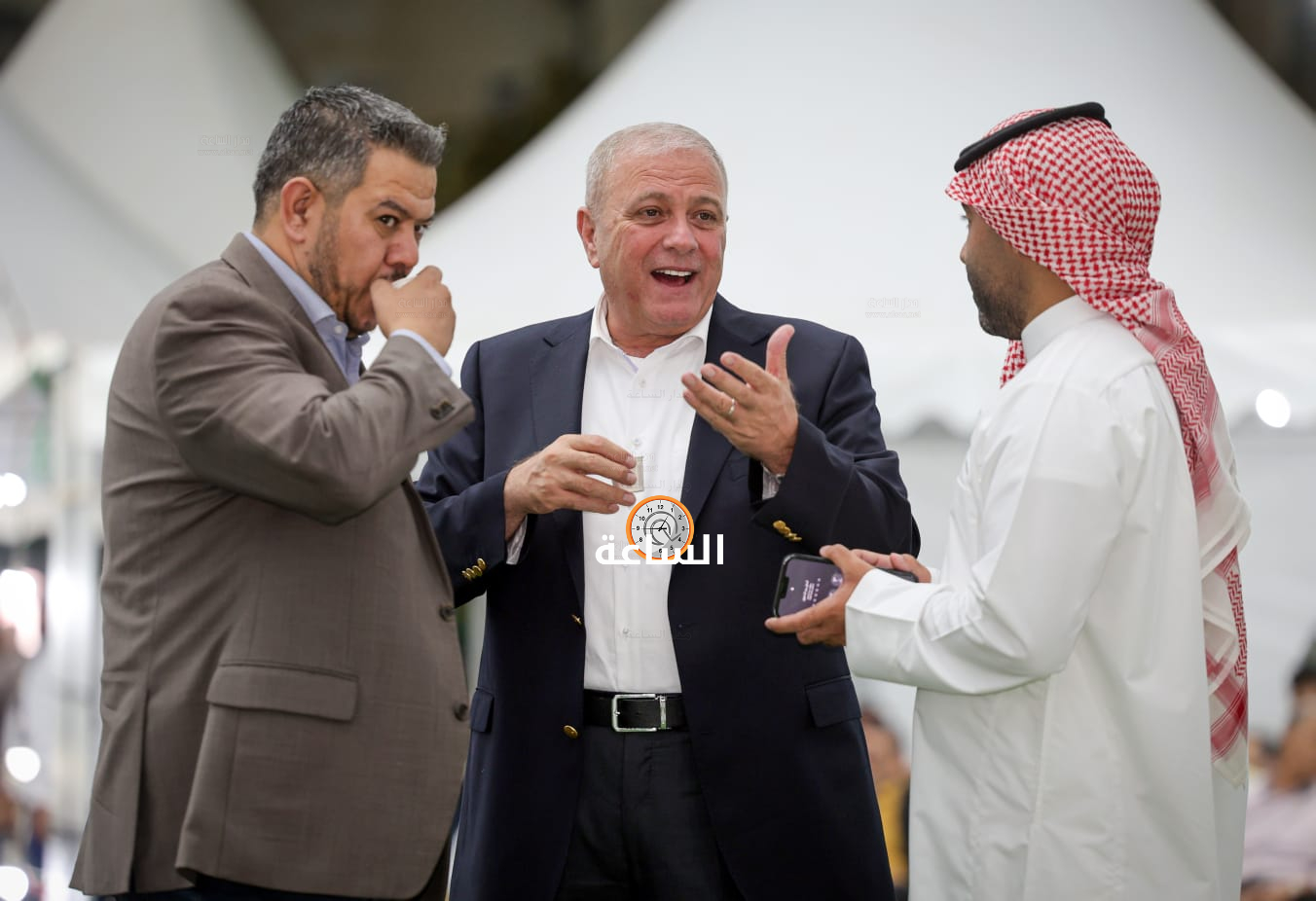 Madar Al-Saa Images 0.792402860918488