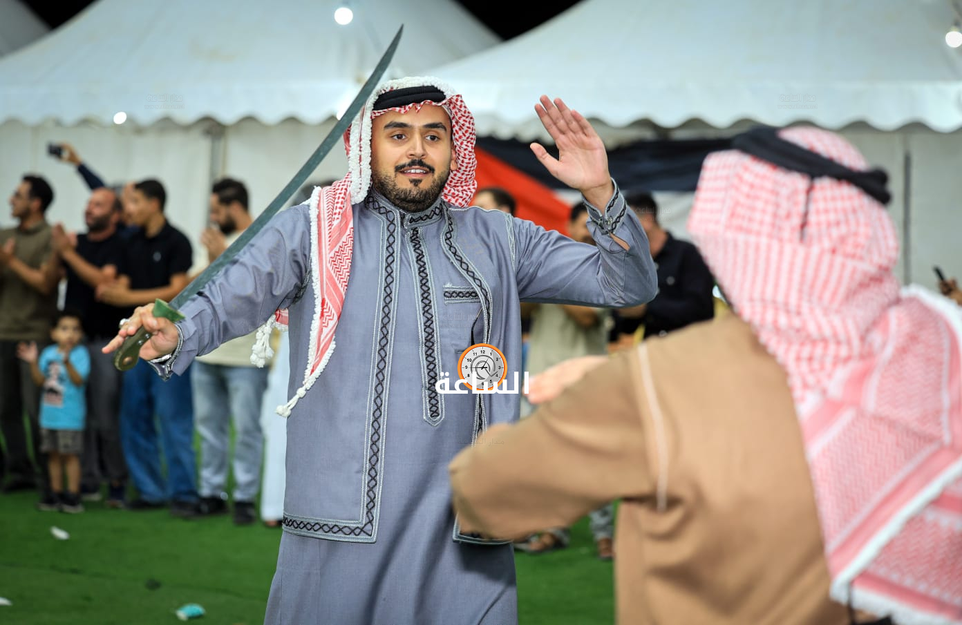 Madar Al-Saa Images 0.8922120566674437