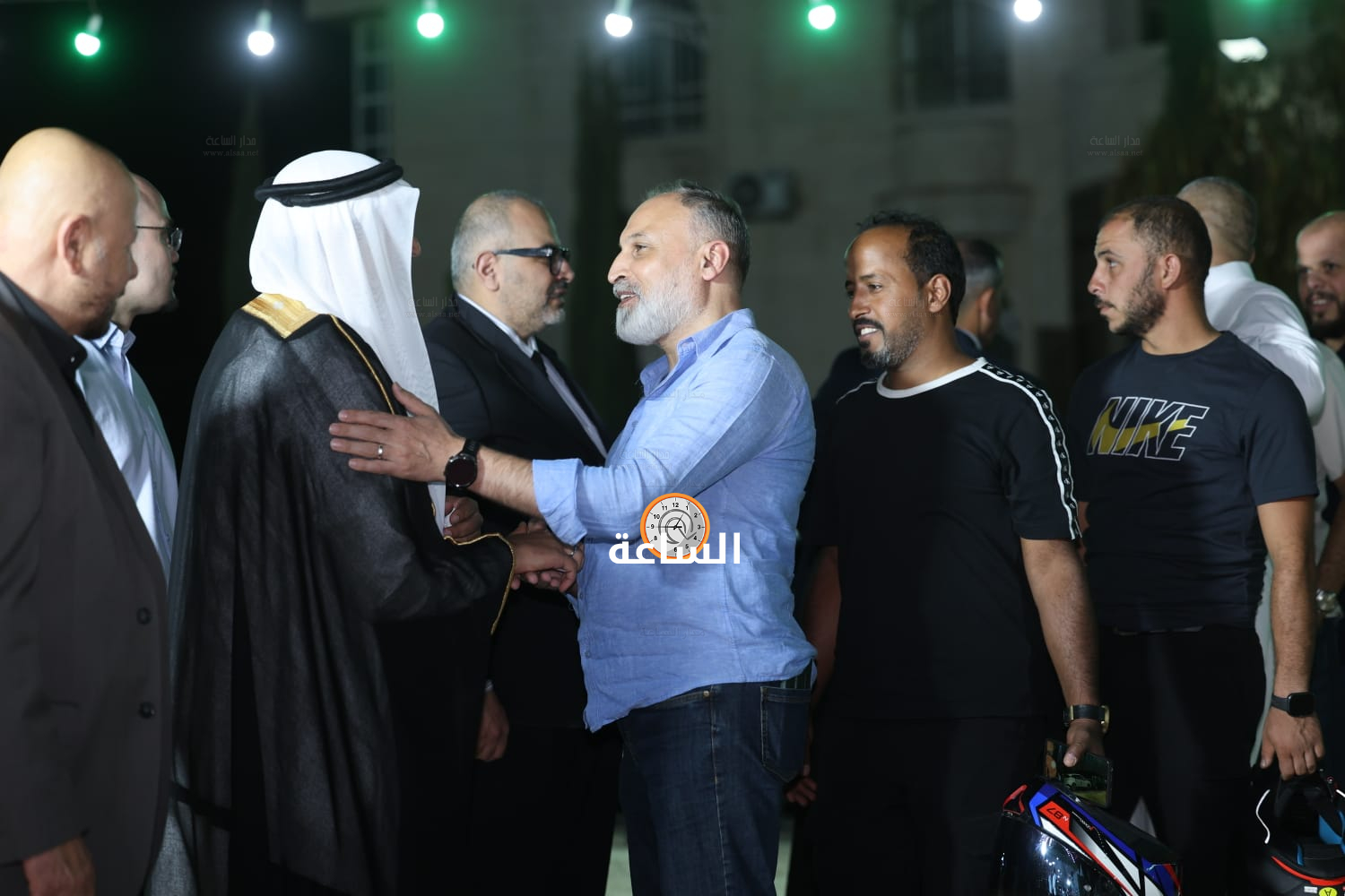 Madar Al-Saa Images 0.34311928244357504