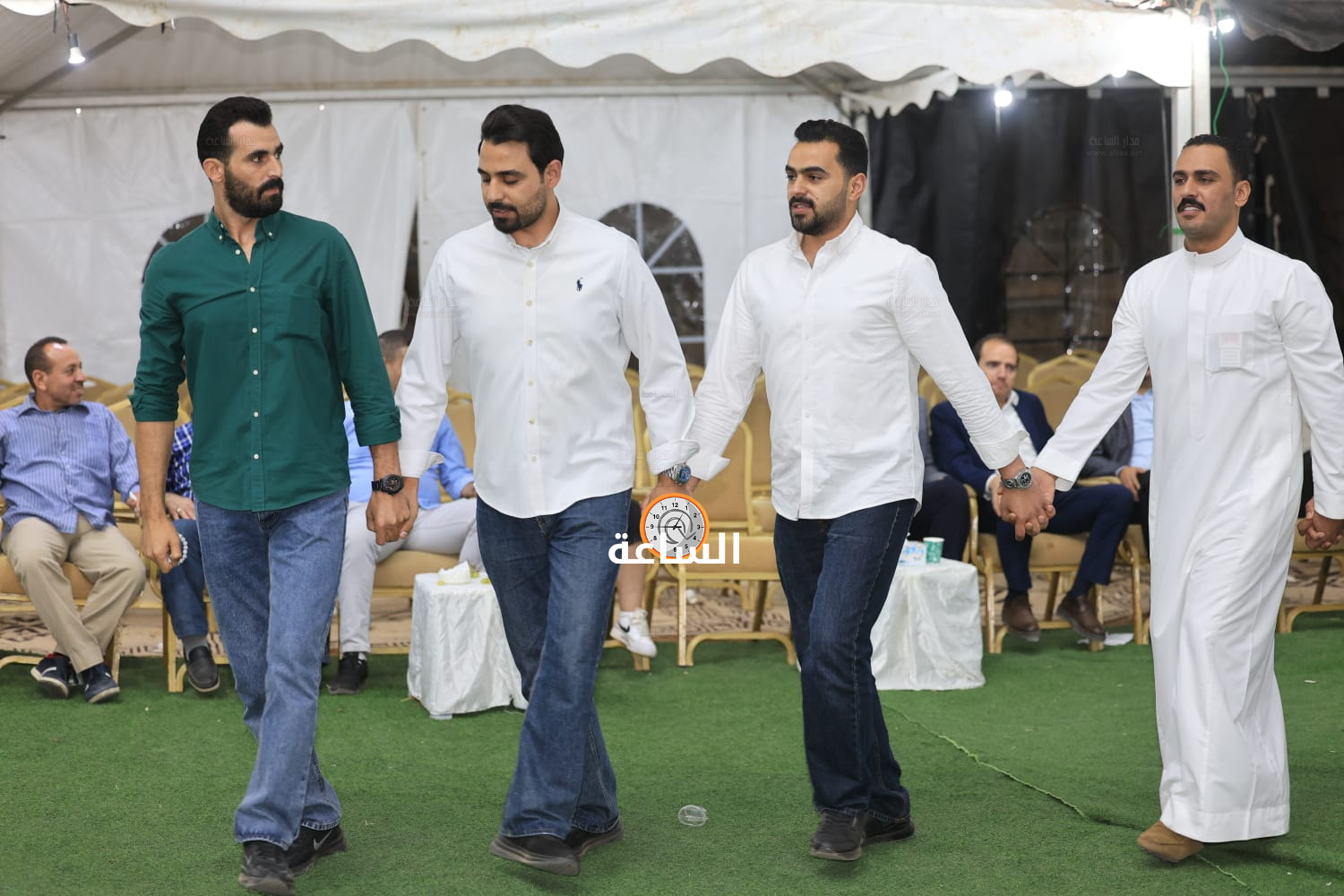 Madar Al-Saa Images 0.4880836316469723