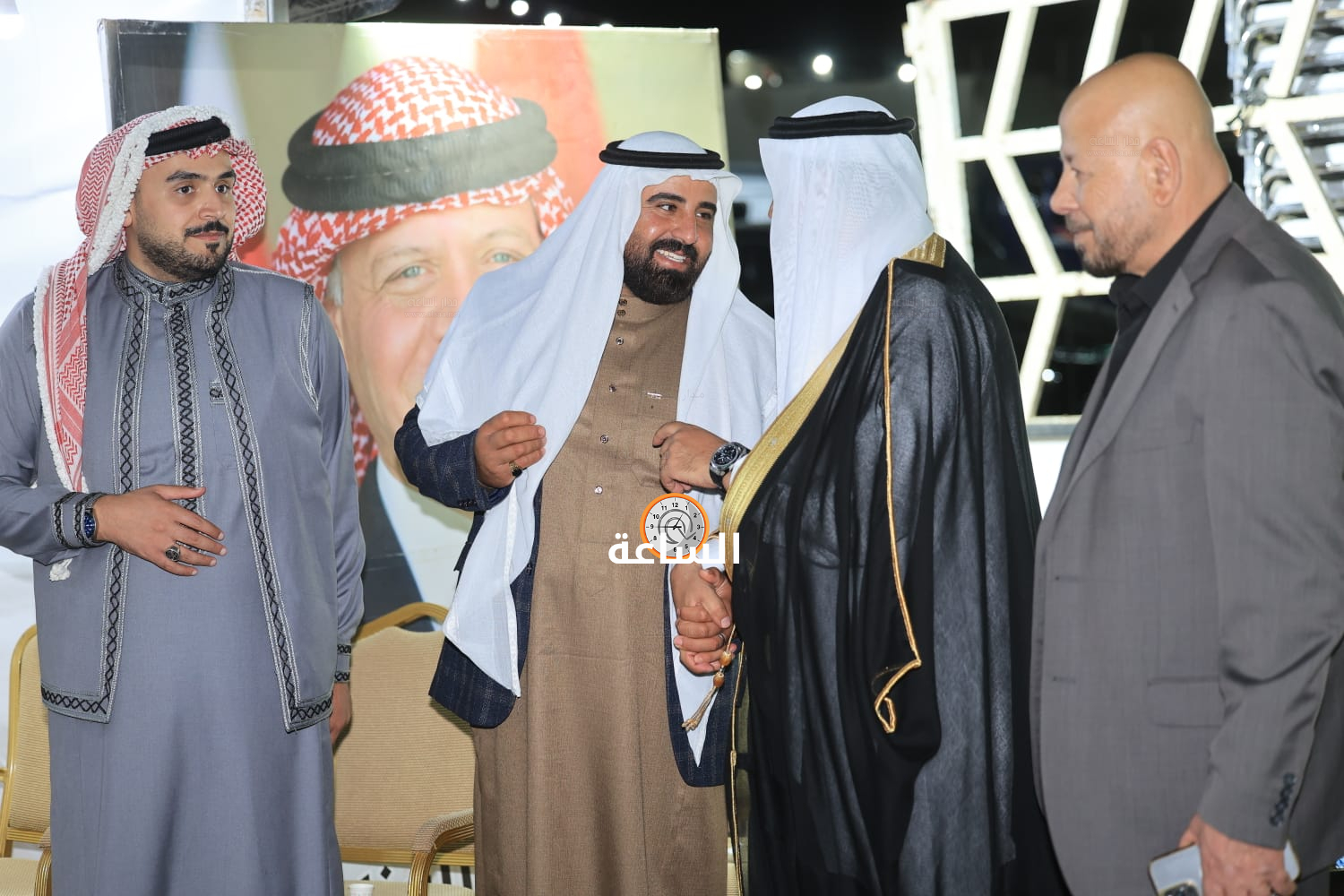 Madar Al-Saa Images 0.9799703925605552