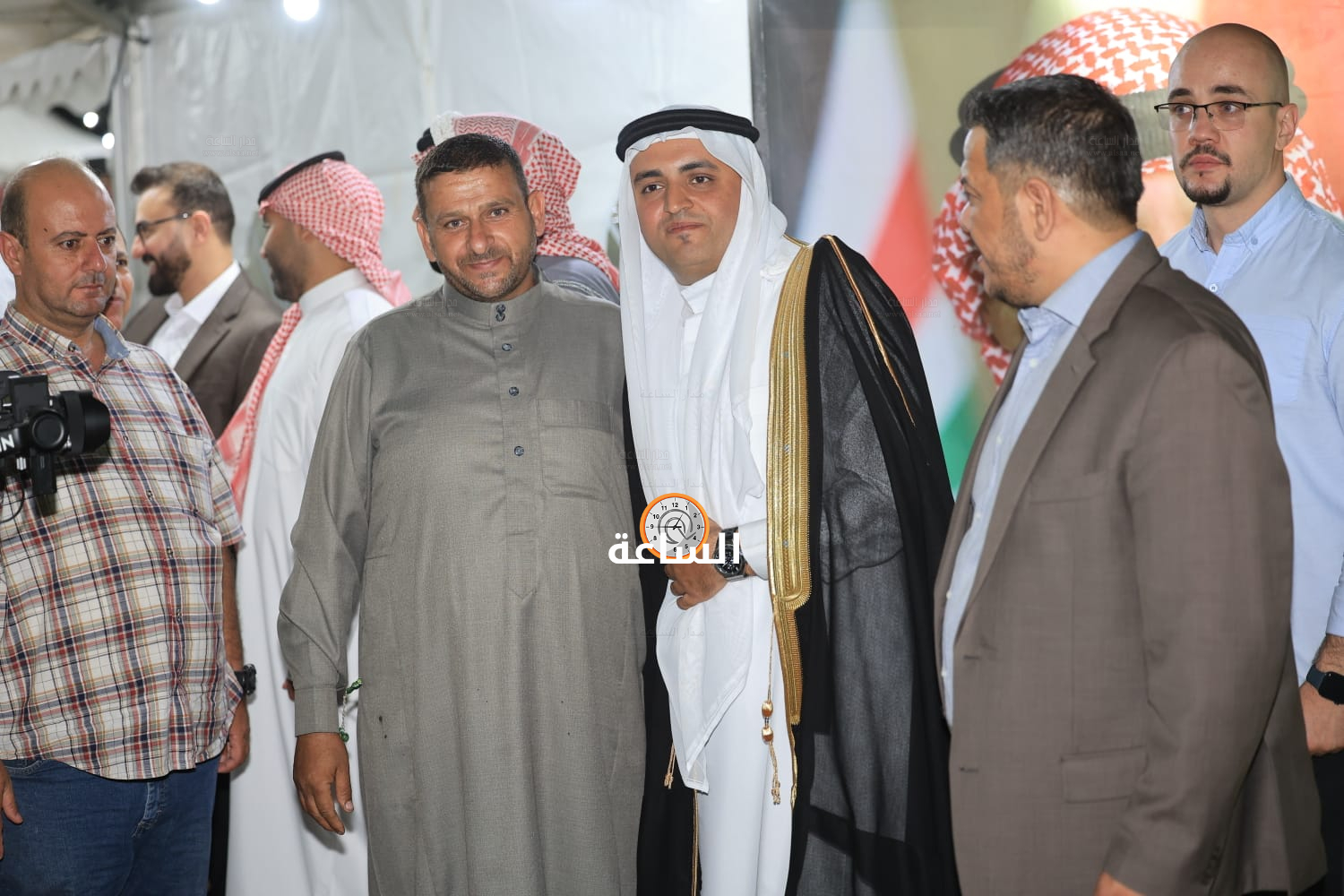 Madar Al-Saa Images 0.42230528491605557