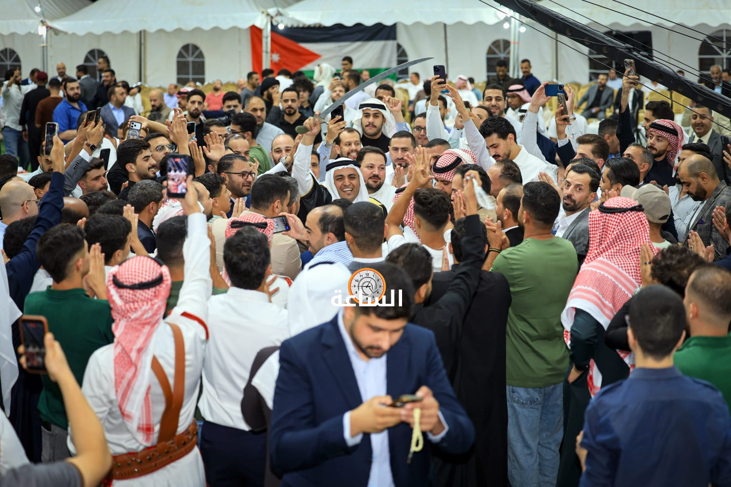 Madar Al-Saa Images 0.9961879747145117