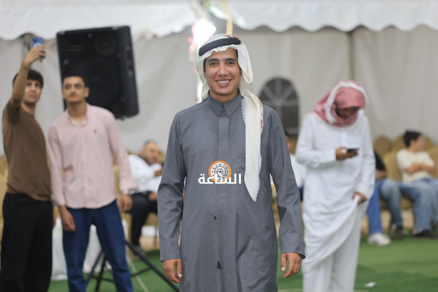 Madar Al-Saa Images 0.016792457626426893