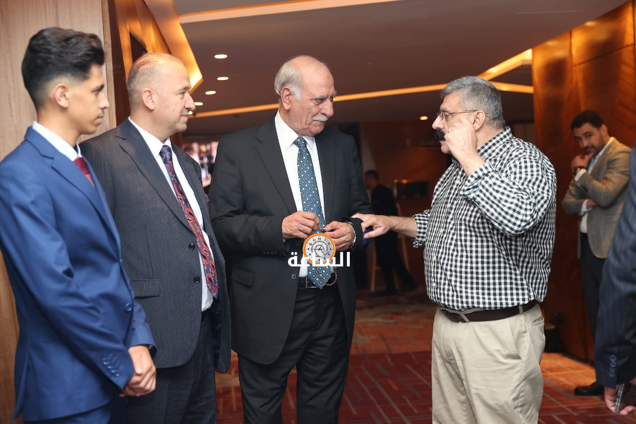 Madar Al-Saa Images 0.23934388189692235