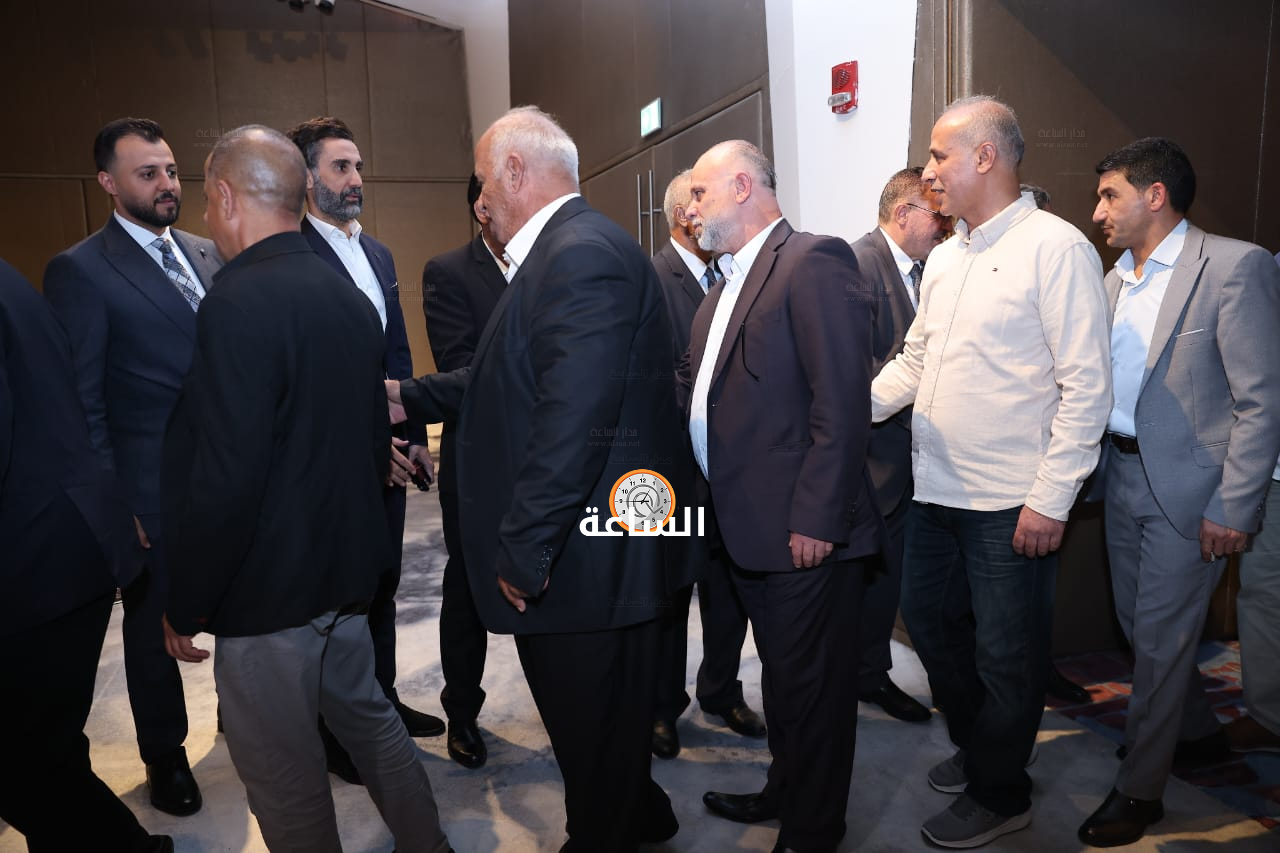 Madar Al-Saa Images 0.17576686735335578