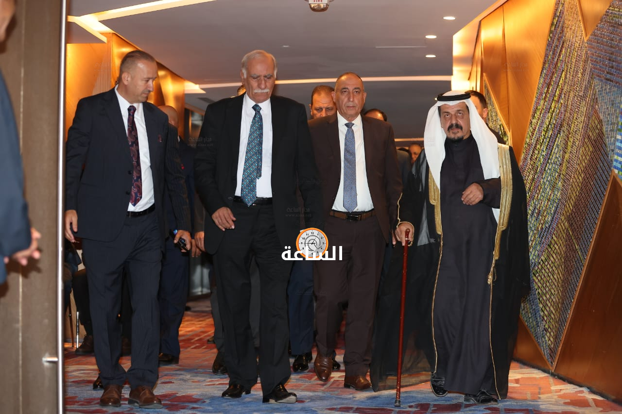 Madar Al-Saa Images 0.01968248535323558
