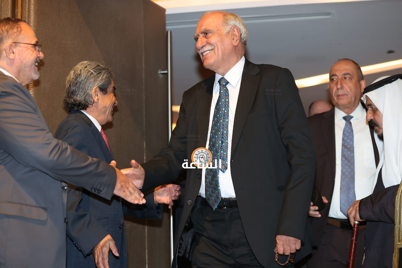 Madar Al-Saa Images 0.24547795322031307