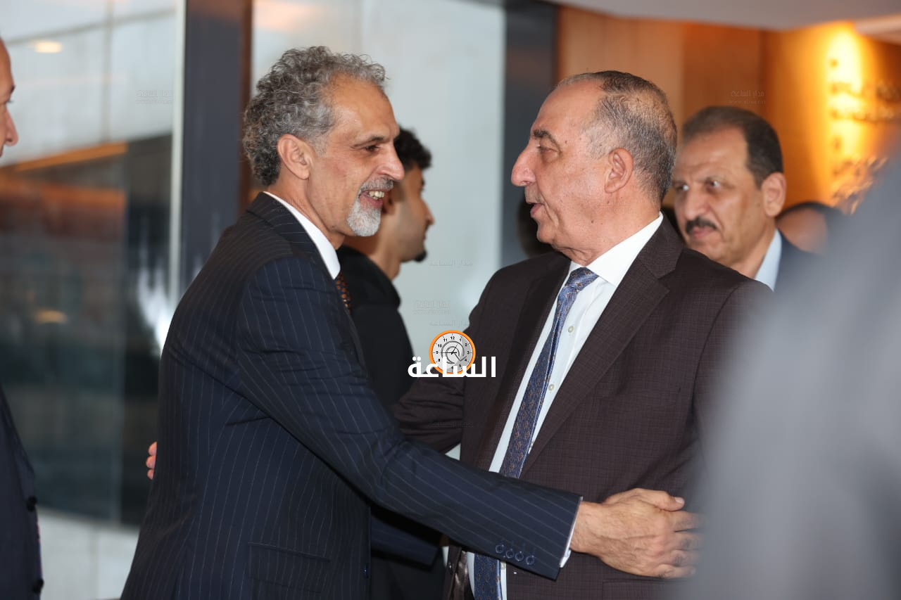 Madar Al-Saa Images 0.7988350817309579