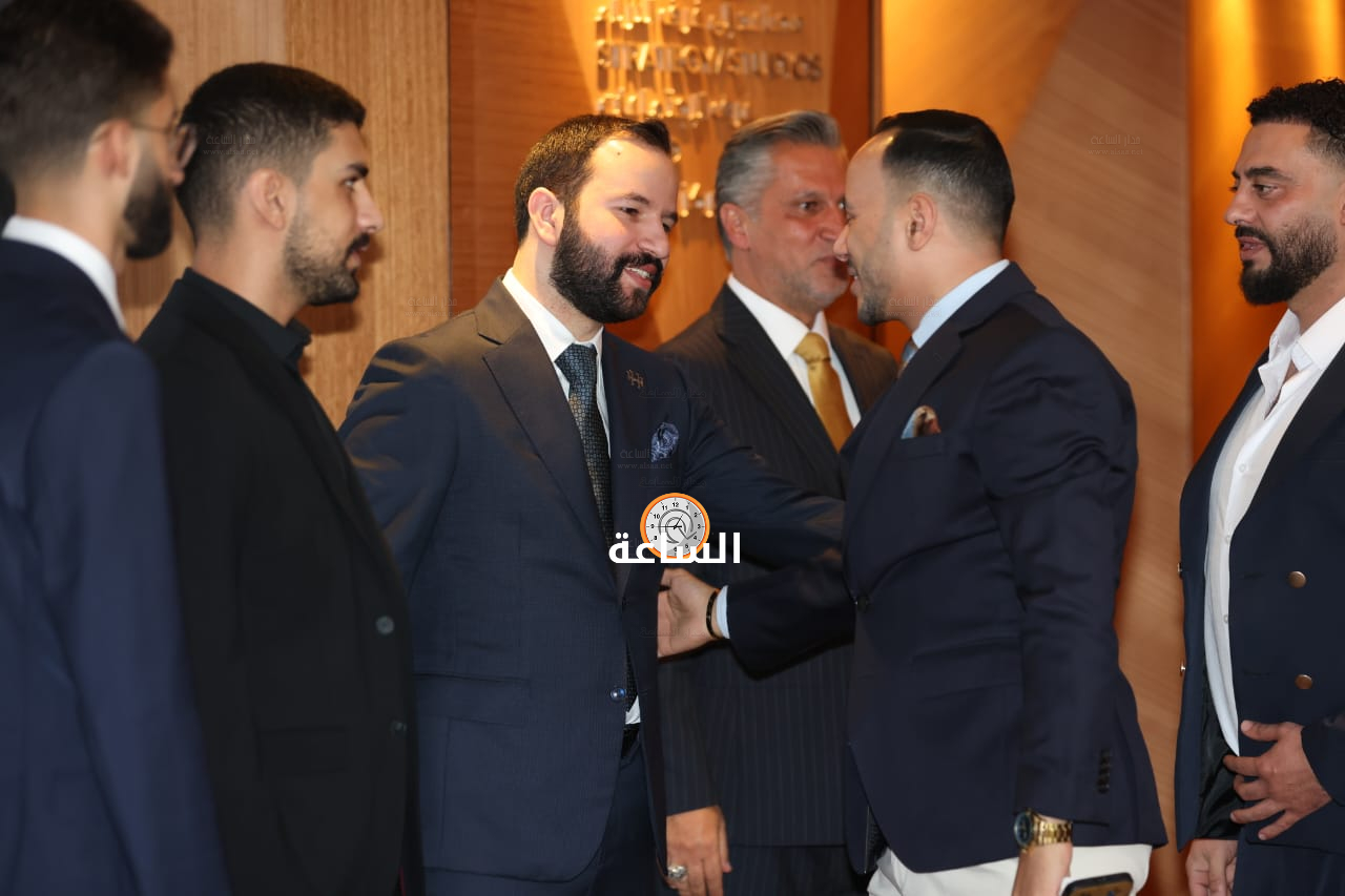 Madar Al-Saa Images 0.8601726650182898
