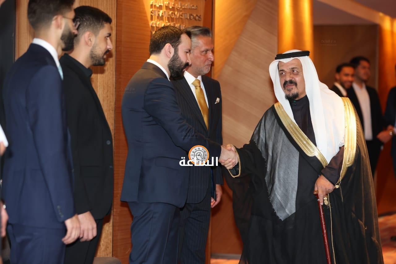 Madar Al-Saa Images 0.3508441887589667