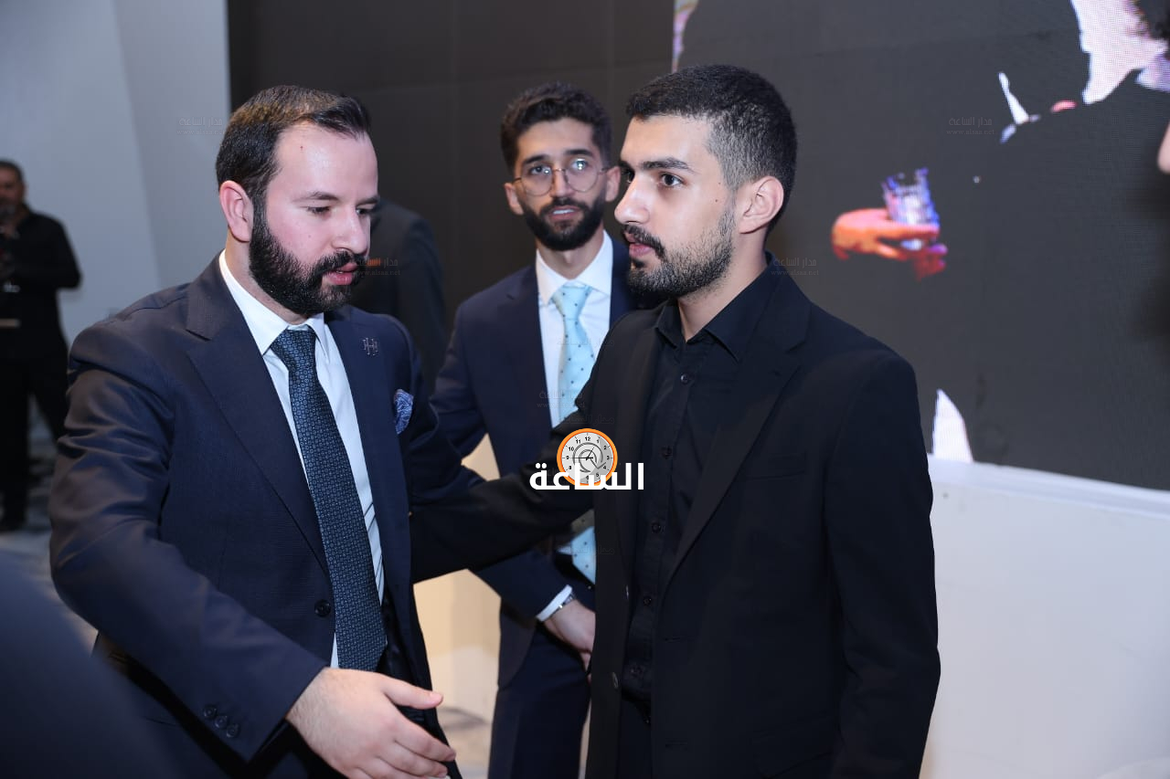 Madar Al-Saa Images 0.9765081703753495