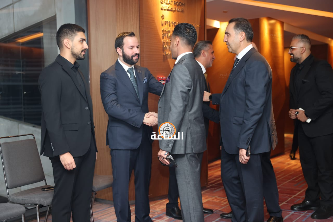 Madar Al-Saa Images 0.43140046727852444