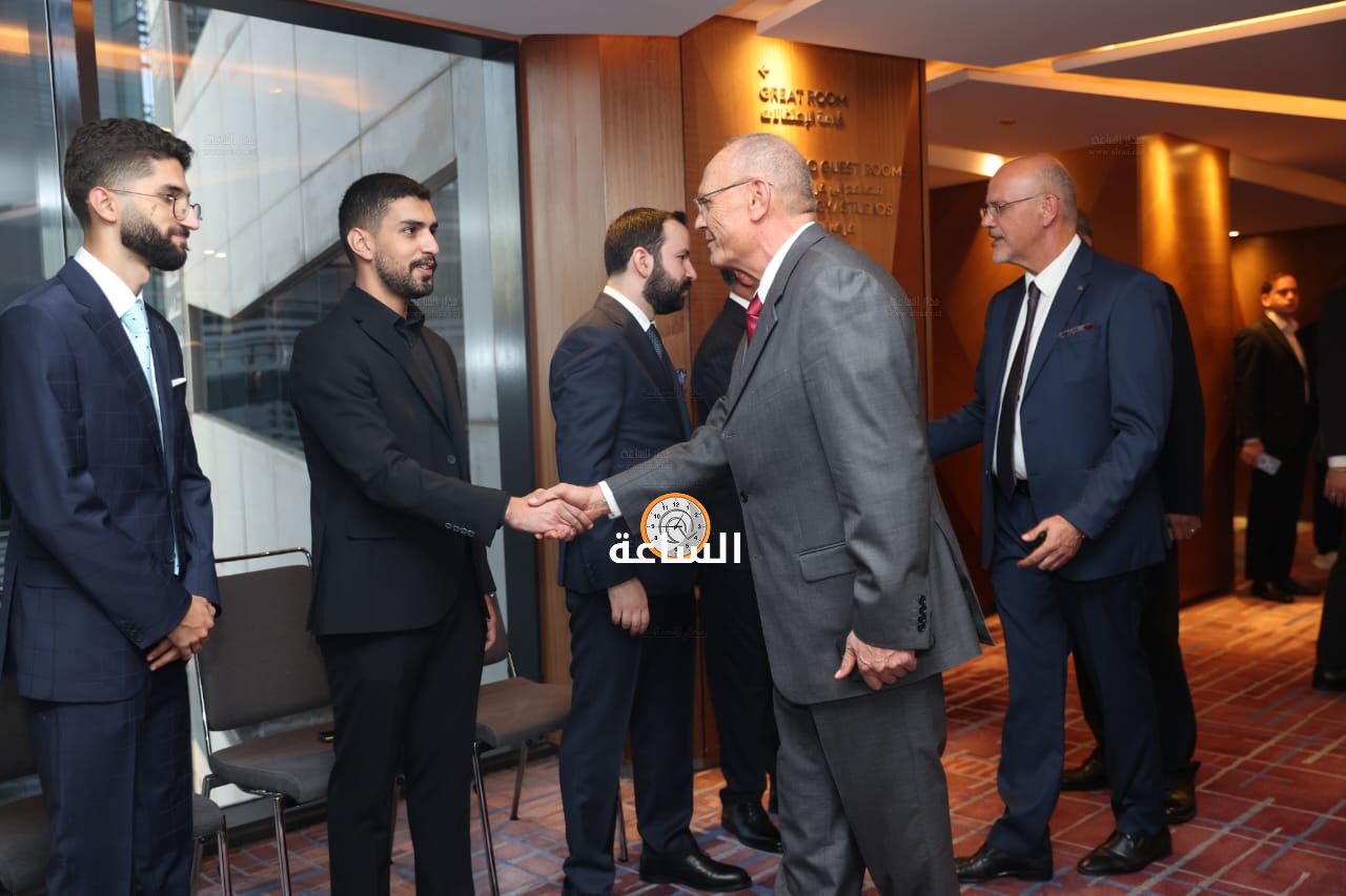 Madar Al-Saa Images 0.791083750426562