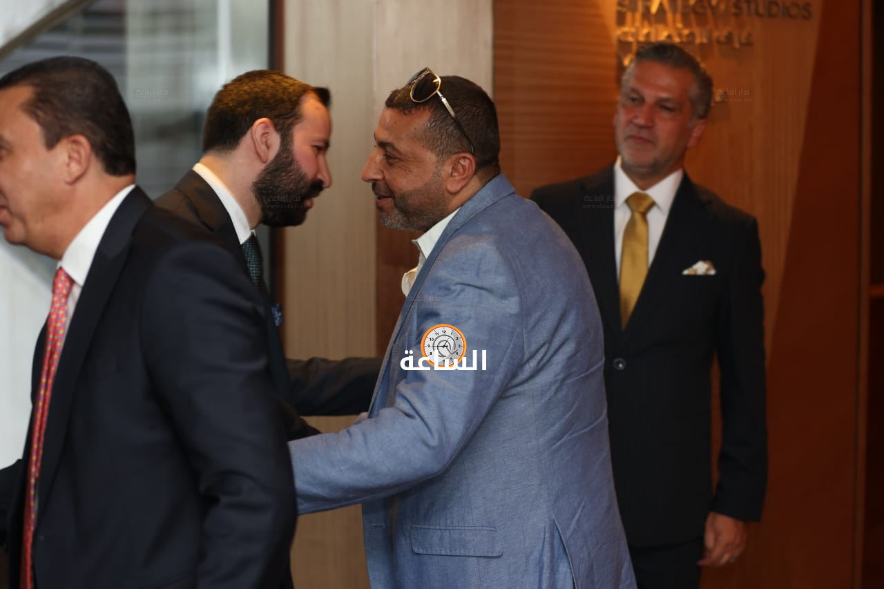 Madar Al-Saa Images 0.23155078659499484