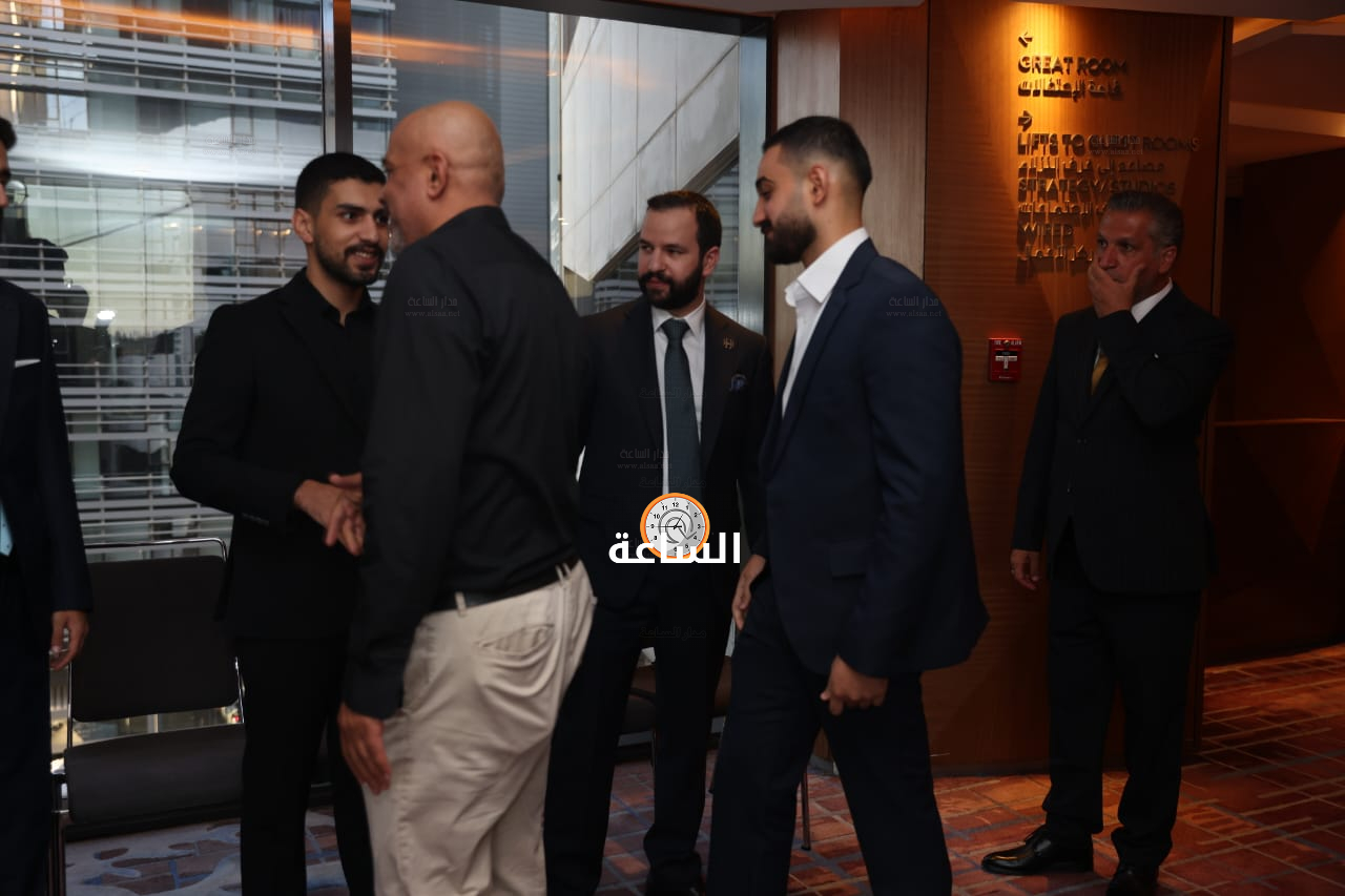Madar Al-Saa Images 0.38392793561221017