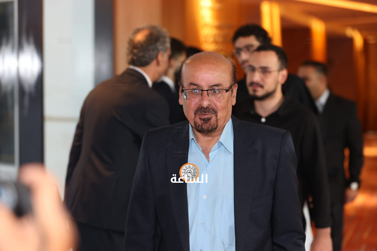 Madar Al-Saa Images 0.9531087532585159