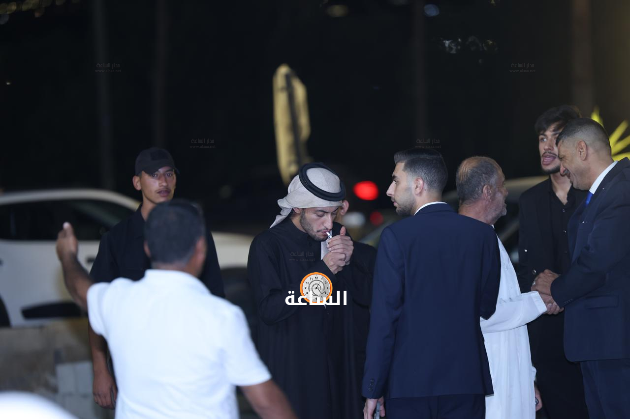 Madar Al-Saa Images 0.8642499388896797