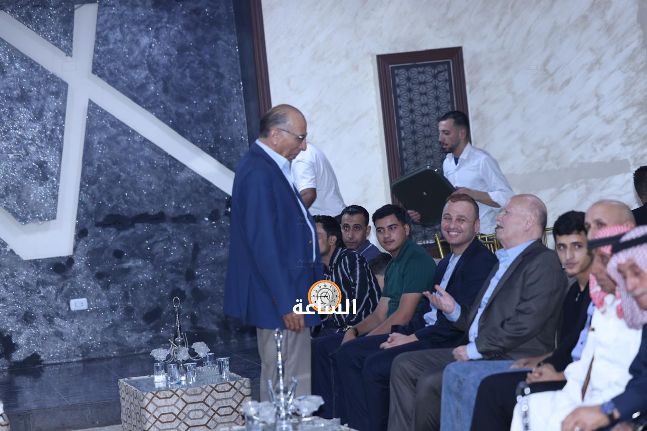 Madar Al-Saa Images 0.988033666132893