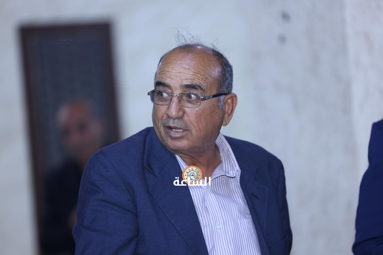 Madar Al-Saa Images 0.7773527443484166