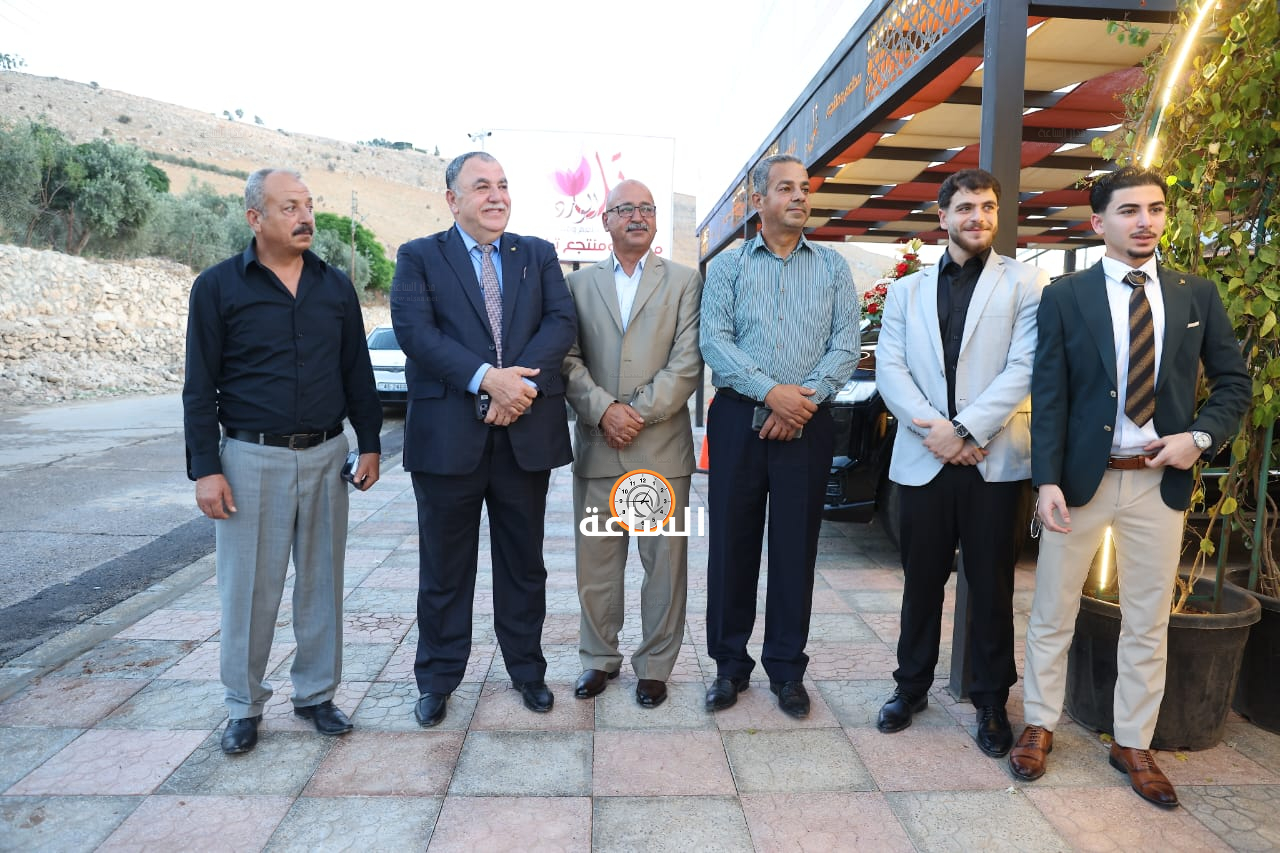 Madar Al-Saa Images 0.9812154121214929