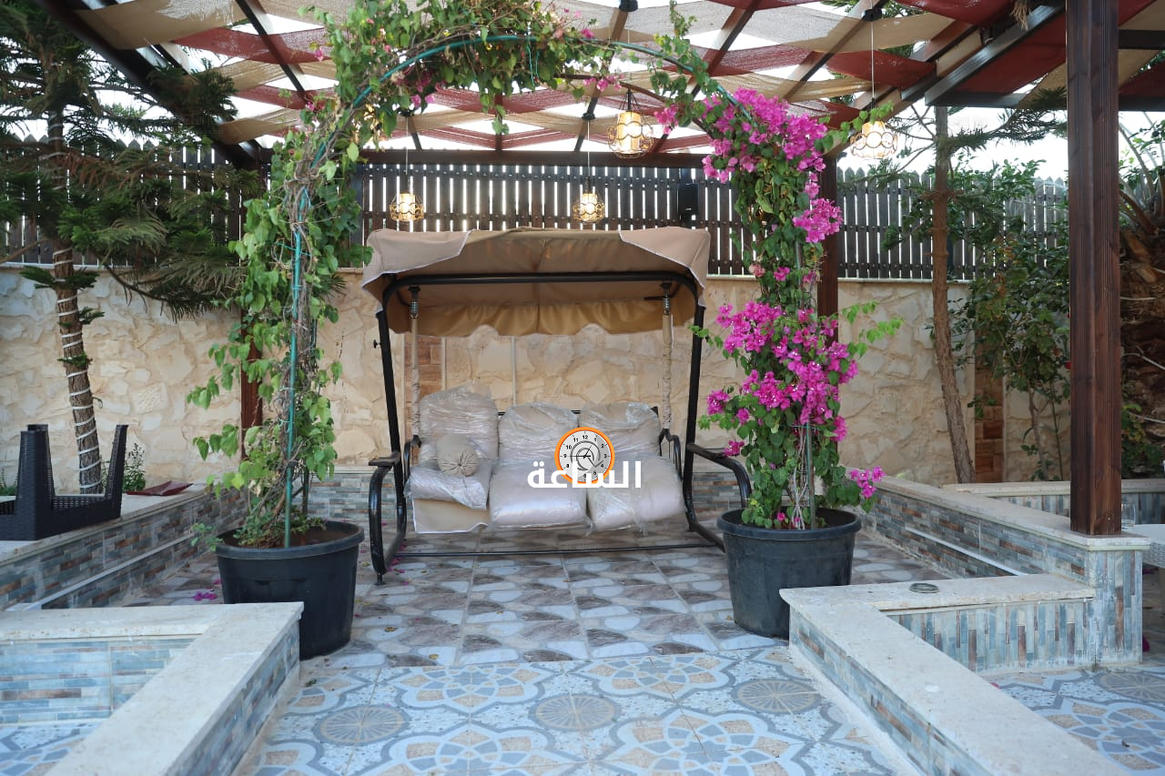 Madar Al-Saa Images 0.9995605078228083