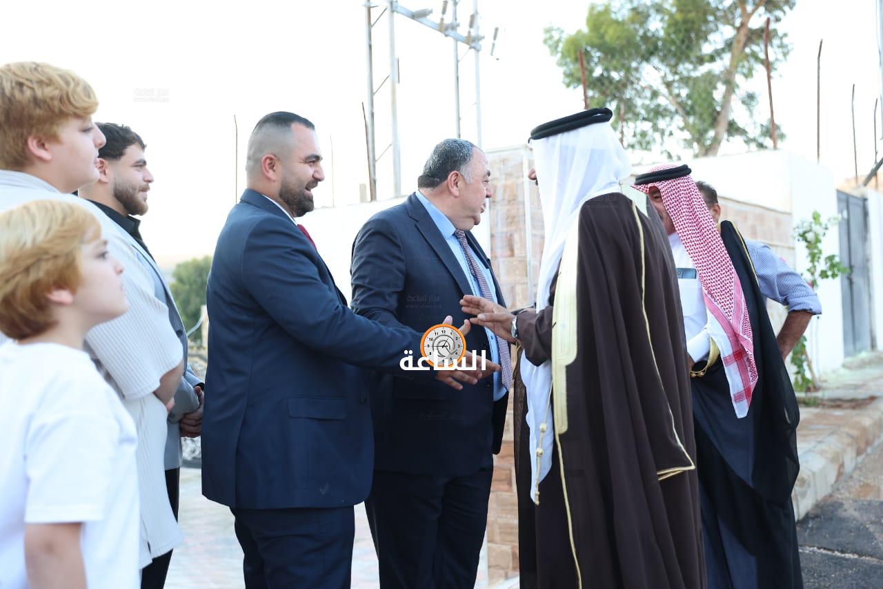 Madar Al-Saa Images 0.7069468101434688