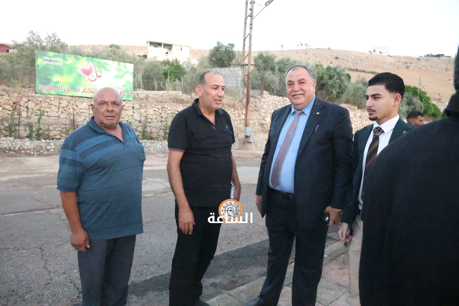 Madar Al-Saa Images 0.41845439735385925