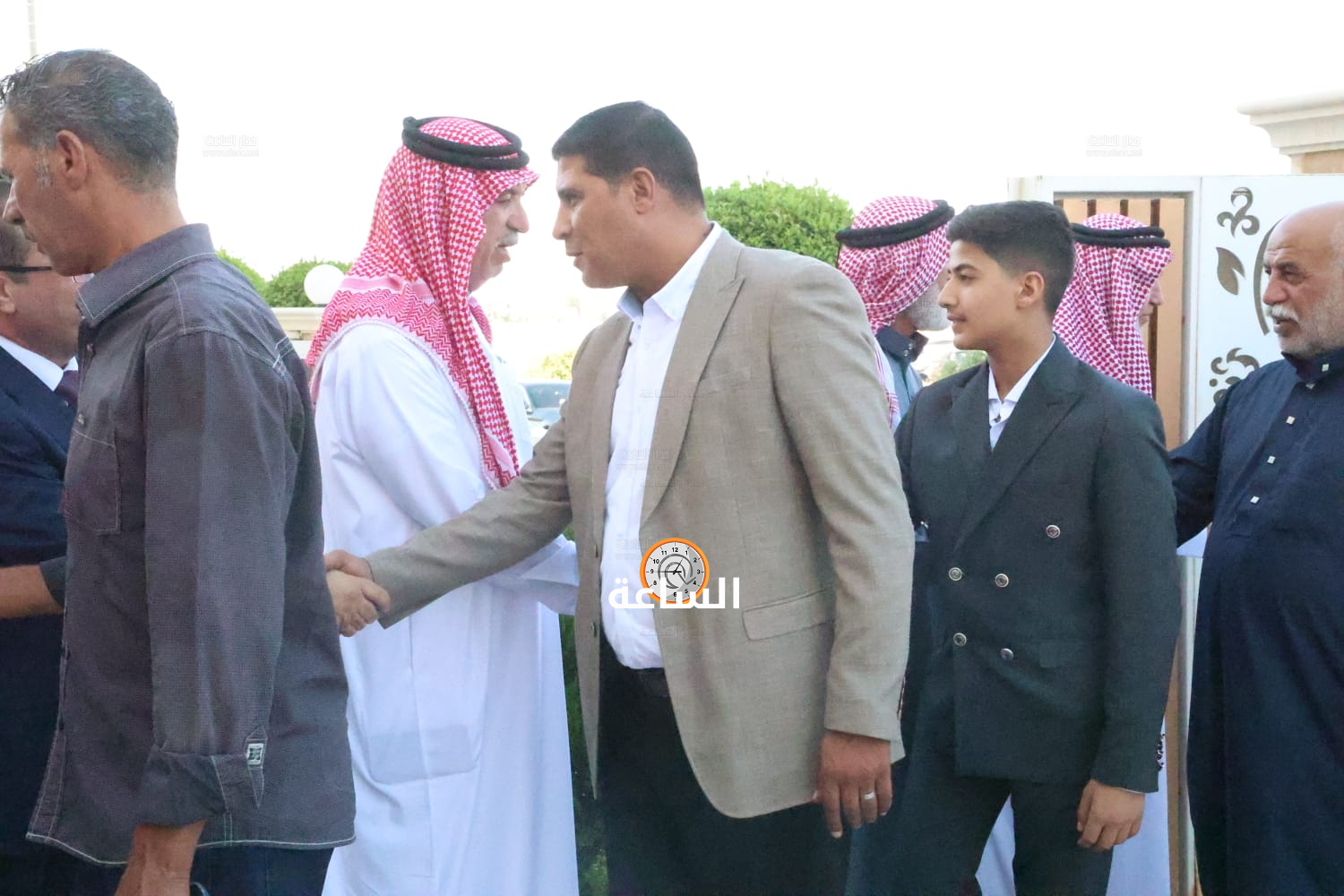 Madar Al-Saa Images 0.271877418268371