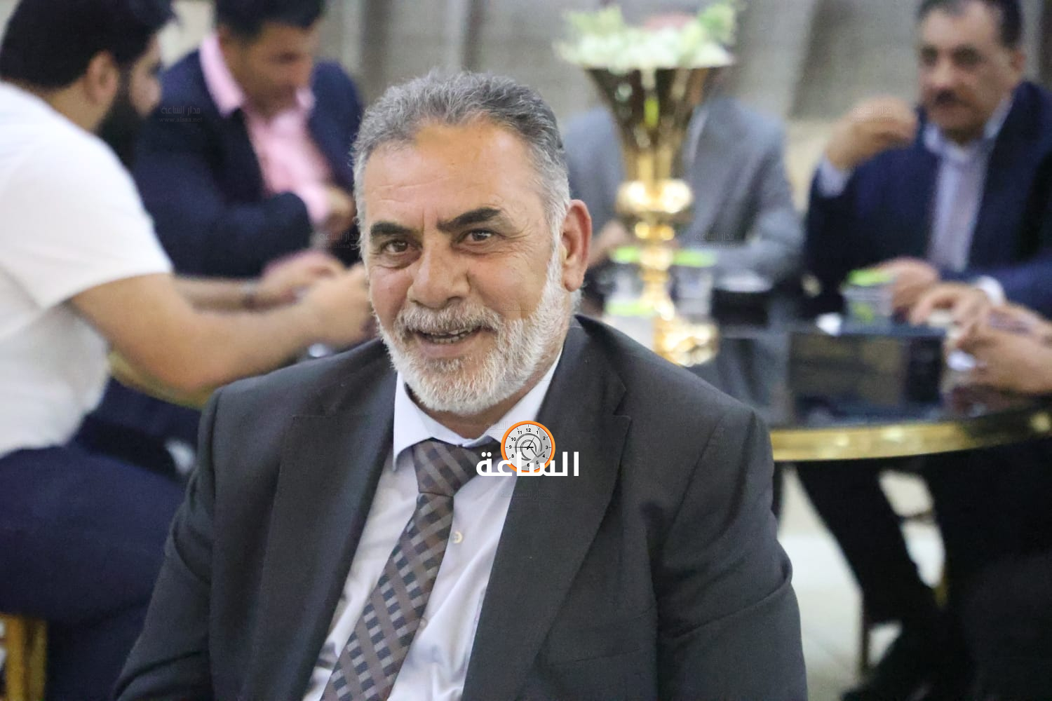 Madar Al-Saa Images 0.7735650841383849