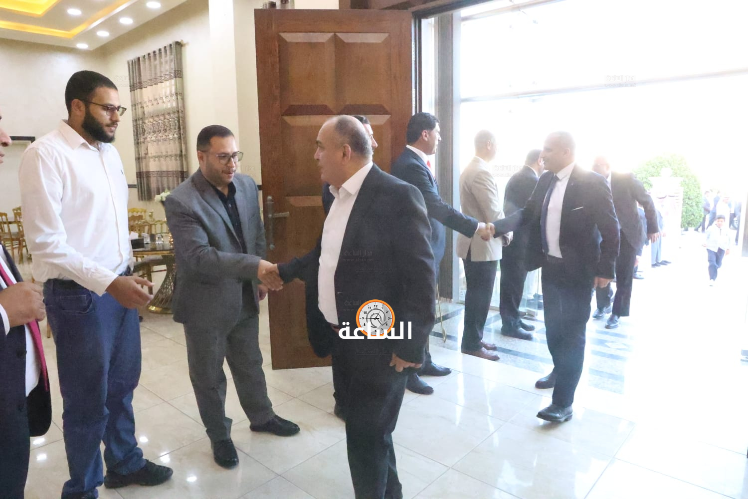 Madar Al-Saa Images 0.7671222049619506